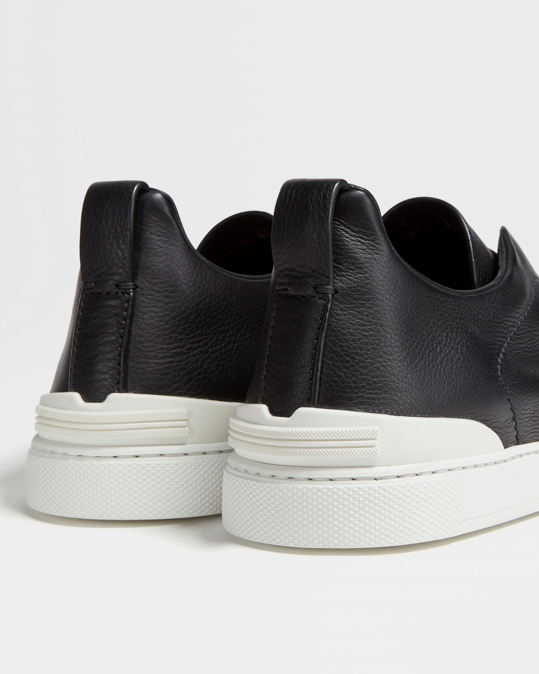 Triple — Black / White Sole