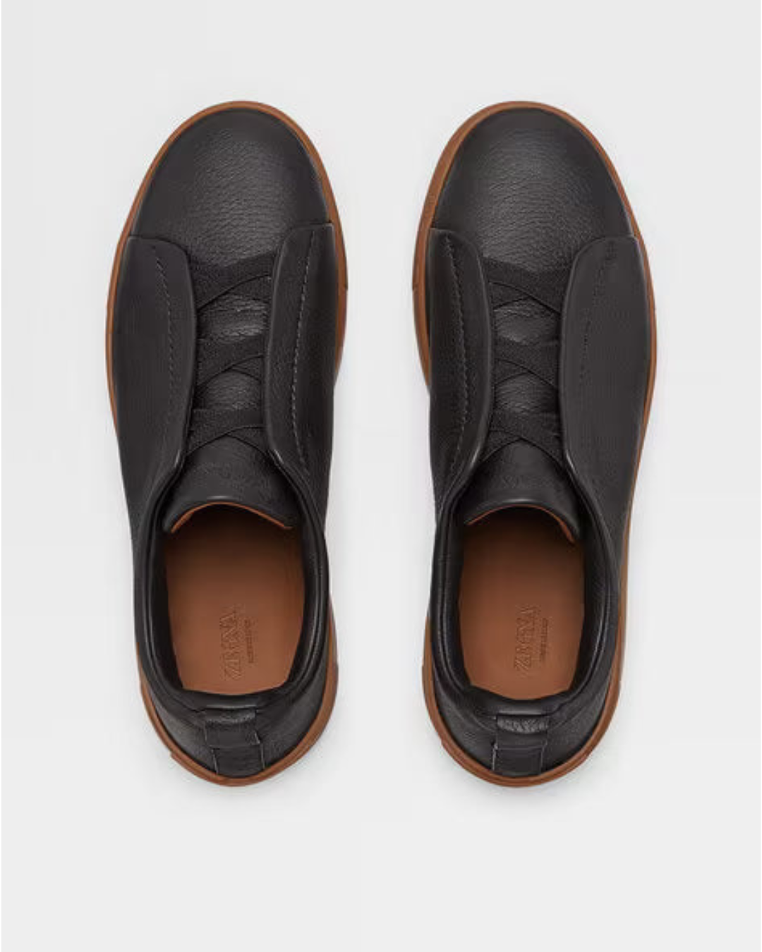 Triple — Black / Gum Sole